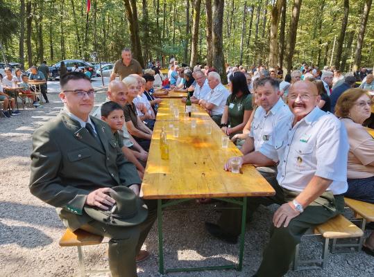 FOTO: Dvojni jubilej v Bogojini povezali z utrjevanjem lovskega prijateljstva