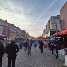 FOTO in VIDEO: Trezino senje se je začelo: Tako živahno je že zjutraj v Murski Soboti