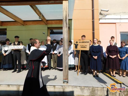 FOTO: V Veržeju poseben blagoslov, škof Kozinc se je zahvalil tudi folkloristom