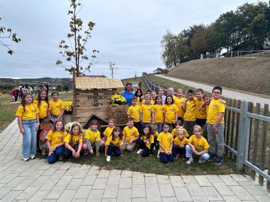 FOTO: Na Goričkem zaživela posebna učilnica, ki nima običajnih štirih sten