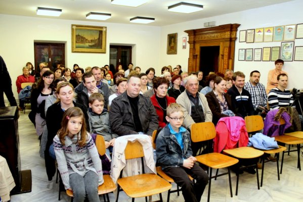 FOTO: V Črešnjevcih proslavili materinski dan in dan žena