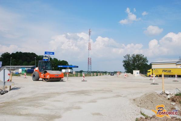 FOTO: V Občini Turnišče gradijo krožišči