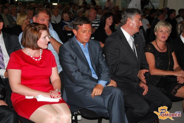 FOTO: Türk, Pahor, Zver in drugi v Veliki Polani proslavili praznik Prekmurcev