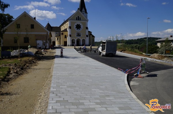 V Svetem Juriju prenavljajo center