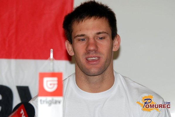 Deveto uvrščenega Kuharja zamenjali za Slovaka