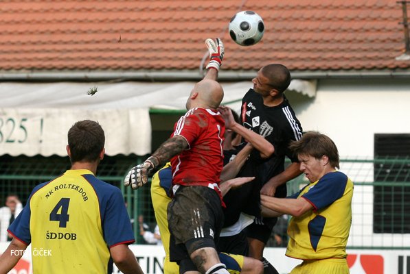 Foto: Mura 05 slavila proti Dobu