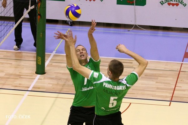 Odbojkarji Panvite Galexa slavili na Dolenjskem