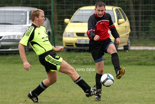 POM-NOGOMET: Grad izgubil doma, Tromejnik slavil na Koroškem