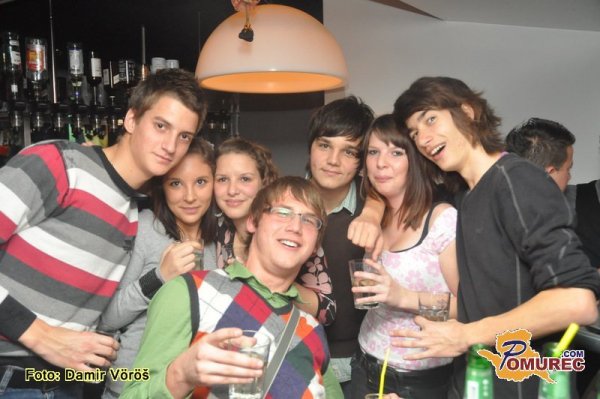 Foto: Halloween zabava v Black&White