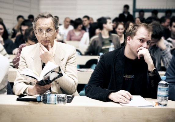 Štipendije - kakšne bodo in koliko bodo znašale