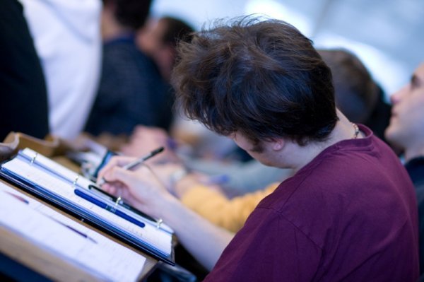 Občina Turnišče podeljuje štipendije