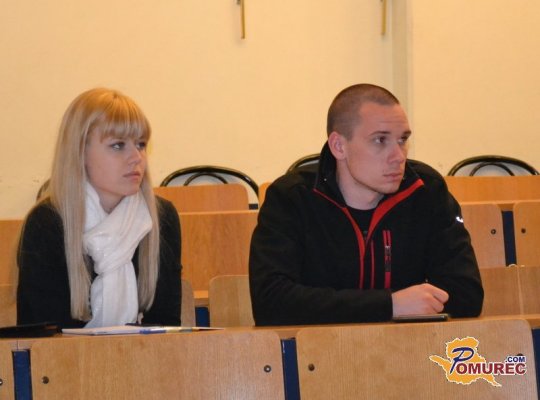 Kako učinkovito trenirati in koliko vode moramo spiti čez dan