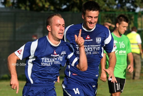 POM-NOGOMET: Poraz Odrancev in Rakičana, visoki zmagi Čarde in Hotize