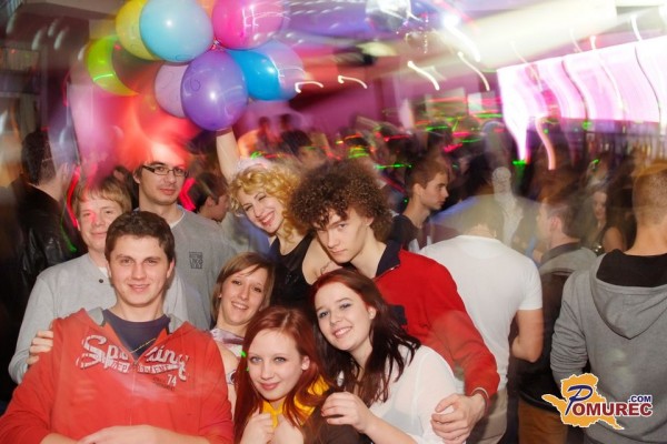 FOTO: Sobotna zabava do jutra v Spartacusu