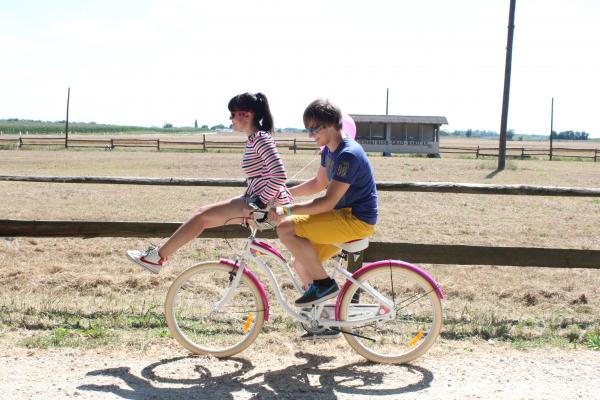 VIDEO: Nasmeh življenja od Nike Zorjan odslej tudi v video obliki