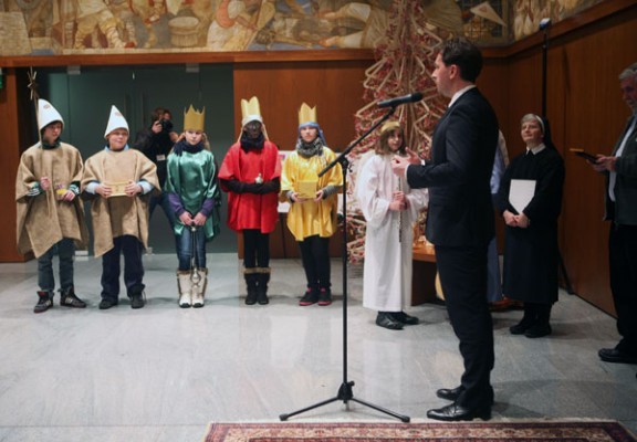 Veržejski koledniki obiskali Državni zbor RS in Urad za Slovence v zamejstvu in po svetu