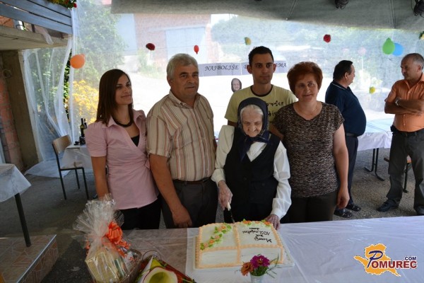FOTO: Marija Sukič iz Dankovec praznovala 102. rojstni dan