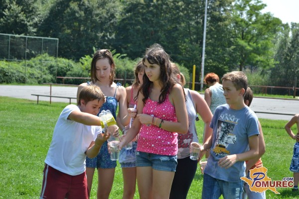 FOTO: Oratorij v Bakovcih zaključili z vodnimi igrami