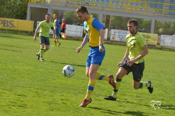 POM-NOGOMET: Veržej premagal Tromejnik, Grad slavil proti Rakičanu, romski derbi Pušči