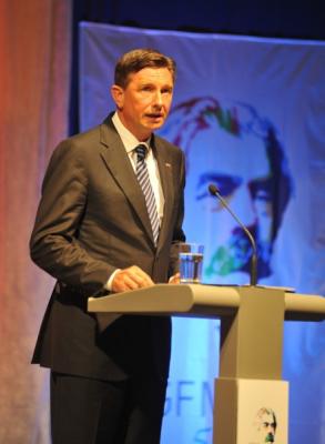 FOTO: Slavnostna akademija ob 50-letnici gimnazije Franca Miklošiča Ljutomer