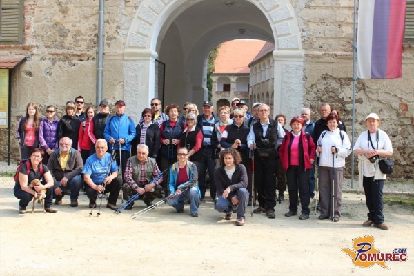 FOTO: Dan Zemlje v Krajinskem parku Goričko proslavili s pohodom