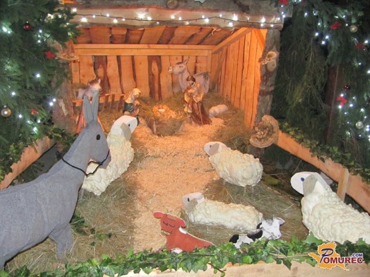 FOTO: V Lukačevcih na prostem postavili jaslice