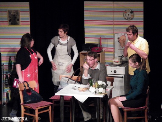 FOTO: Komedija Dober dan nasmejala občinstvo v Črenšovcih