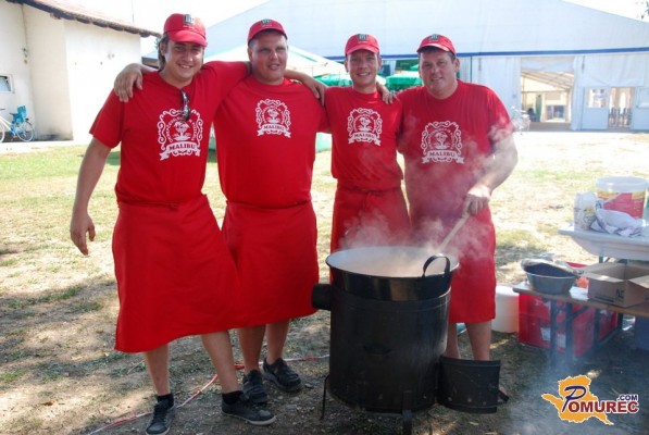 FOTO: V Veliki Polani dišalo po bujti repi