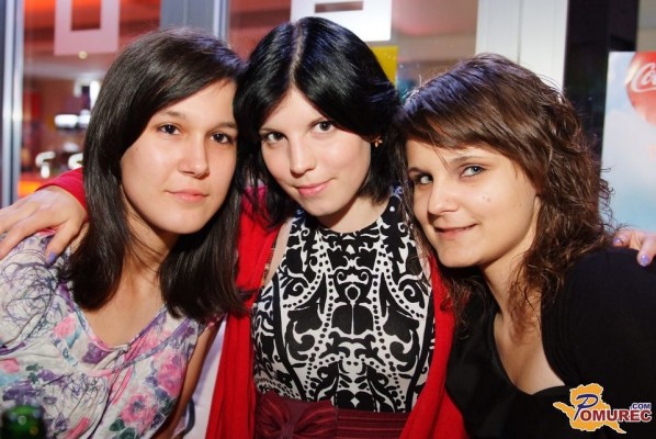 FOTO: Novoustanovljena skupina Zlata žila prvič nastopila v Murski Soboti