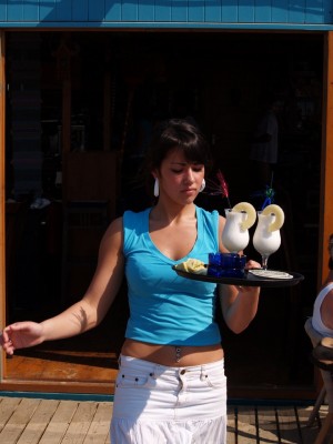 Zaradi dela na črno država ob sedem milijard