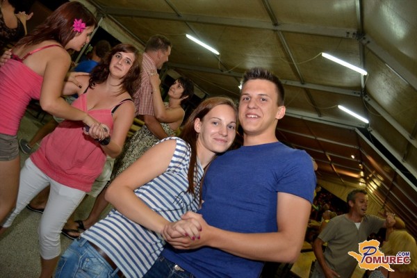 FOTO in VIDEO: Na Krumplovi noči v Lipi plesali in peli dolgo v noč