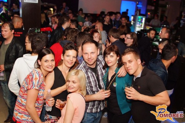 FOTO: Vroče sobotno rajanje v Spartacusu