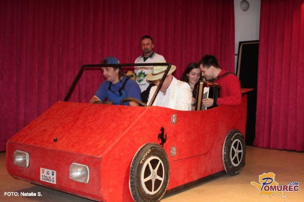 FOTO: Veselo nedeljsko popoldne na Pertoči