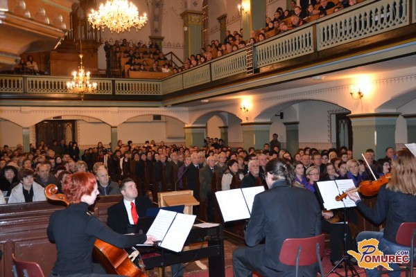 FOTO: Evangeličani opravili božjo službo na sveti večer