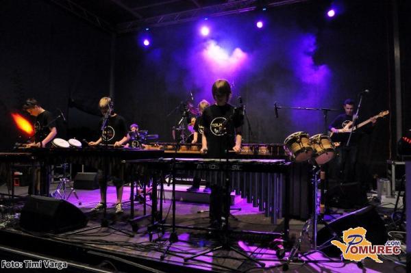 FOTO: Koncert na mega odru s skupino ˝Tolk asi˝ v Gornji Radgoni