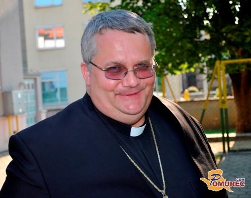 Škof Štumpf: Če se Martin Vöröš takoj ne umakne, še ne bo novega župnika