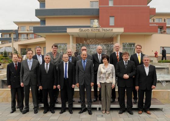Janša z vladno ekipo v torek in sredo prihaja na delovni obisk Pomurja