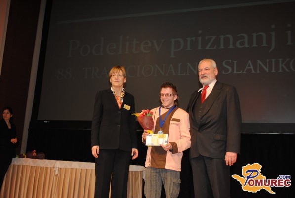 FOTO: Štefan Sraka z zlatim odličjem na Slanikovi pojedini v Ljubljani