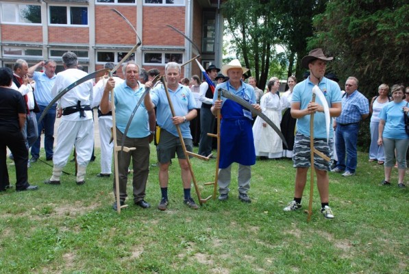 Tudi pomurski kosci slavili na Hrvaškem