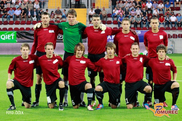 FOTO: Pot murašev v Azerbajdžan in do točke velike kot Triglav v fotografijah