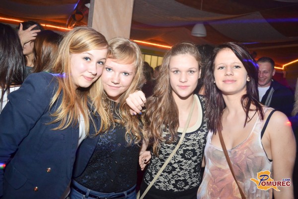 FOTO: Haloween party s skupino Leteči odred v Nedelici