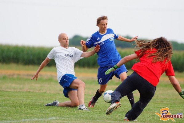 FOTO: Na nogometnem turnirju v Tešanovcih slavila ekipa Oranža bar