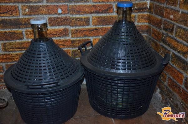 Domača žganjekuha: Zorenje in redčenje destilatov ter shranjevanje žganj