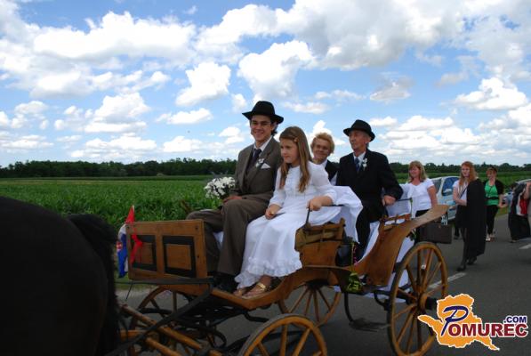 FOTO: Na mejnem prehodu Gibina pozdravili vstop Hrvaške v EU