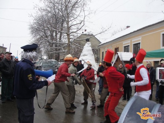 FOTO: Pustno dogajanje v Dolini pri Lendavi