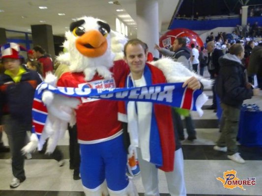 FOTO in VIDEO: Za rokometaše v Srbiji navijajo tudi Pomurci