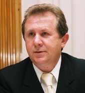 Maučec mesečno dobi 2700 evrov, stroški državnega sveta na leto 2 milijona evrov