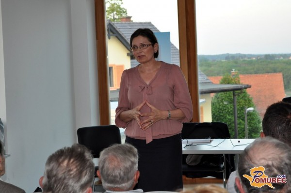 Ob dnevu Evrope v Svetem Juriju predavala dr. Andreja Valič Zver