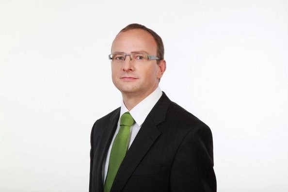 Žerjavova napoved, da ne bo več predsednik SLS-a, sprožila različne odzive