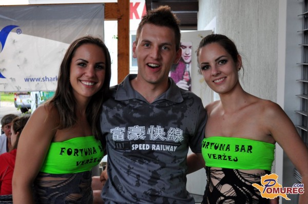 FOTO: Nogomet na milnici in vroča noč v Veržeju